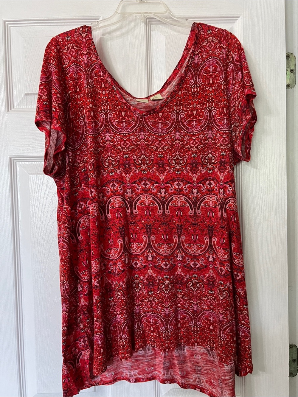 Lucy & Laurel Red Patterned Scoop-Neck Tunic